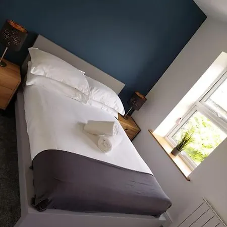 Jester Court: With Health Club Access * Windermere